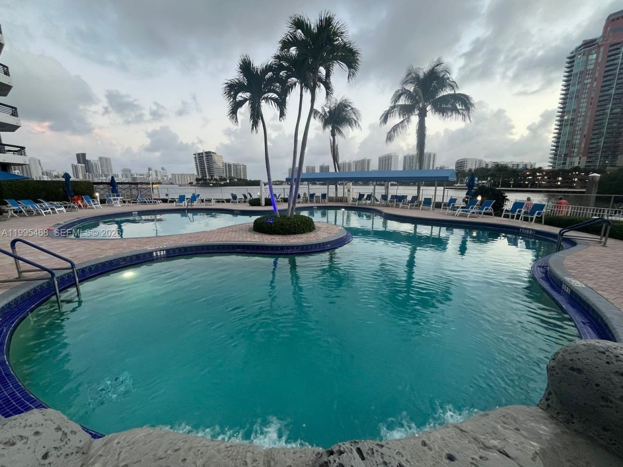 3530 Mystic Pointe Dr , Unit 1711, Aventura, FL 33180 Photo