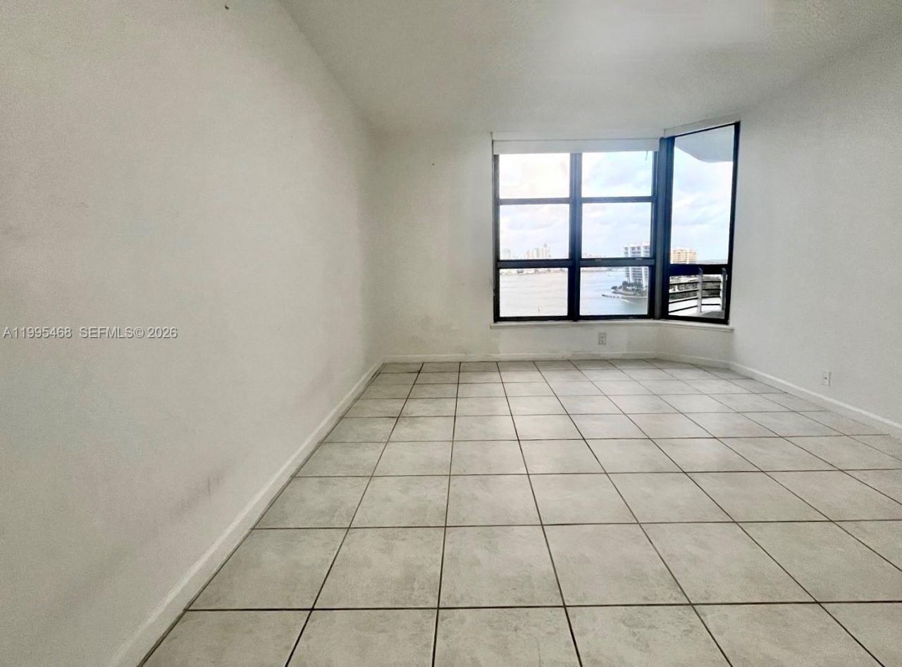 3530 Mystic Pointe Dr , Unit 1711, Aventura, FL 33180 Photo