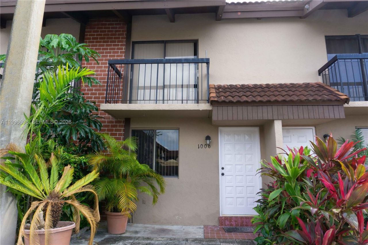 1911 SW 107th Ave, Unit 1006, Miami, FL 33165 Photo