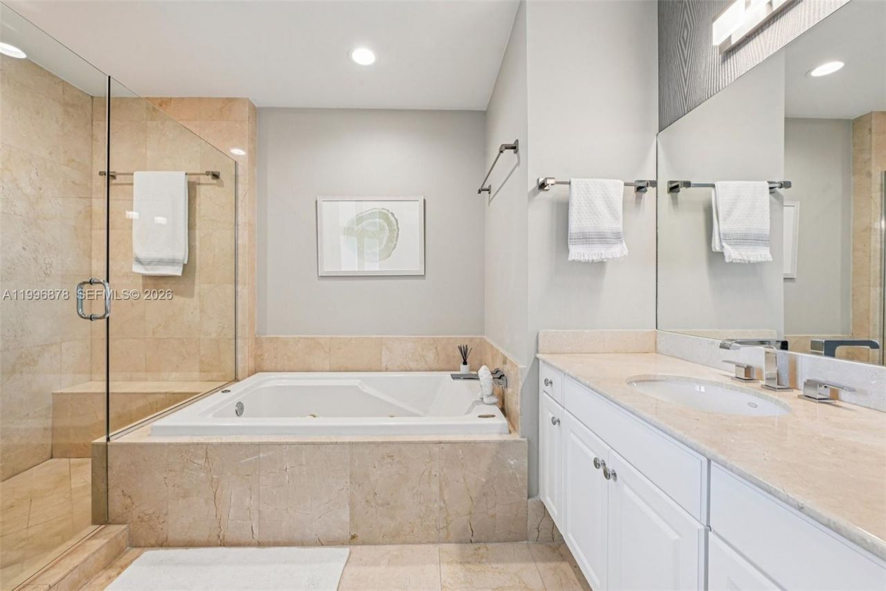 626 Coral Way, Unit 1501, Coral Gables, FL 33134 Photo
