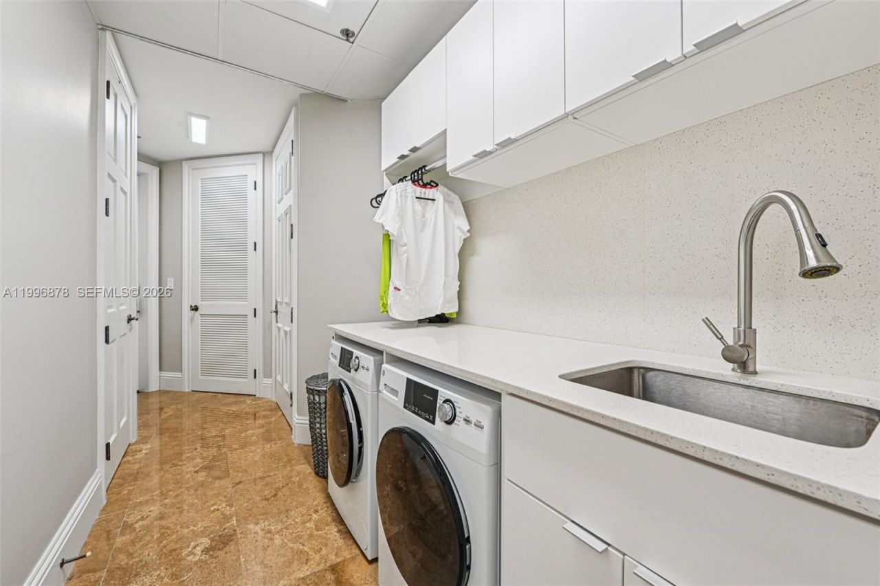 626 Coral Way, Unit 1501, Coral Gables, FL 33134 Photo