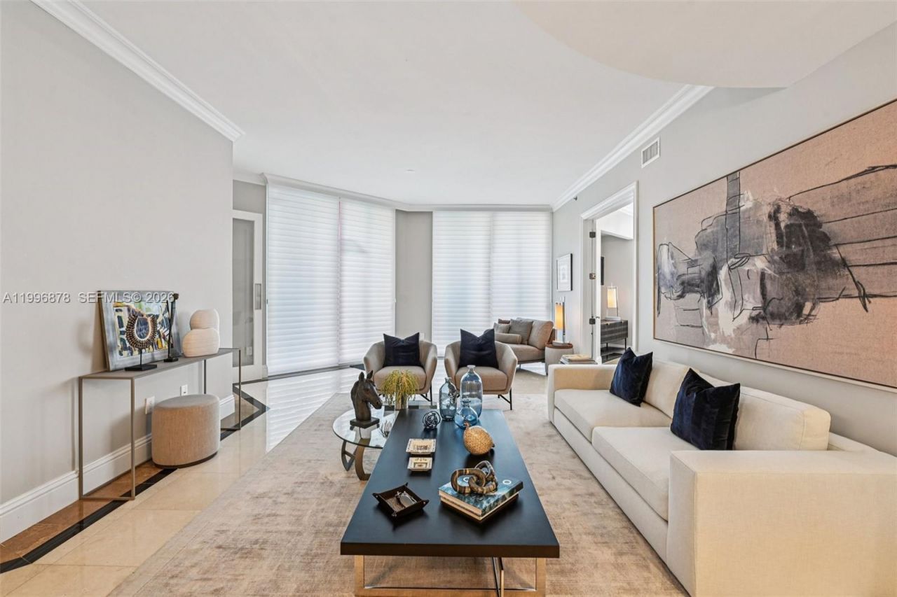 626 Coral Way, Unit 1501, Coral Gables, FL 33134 Photo