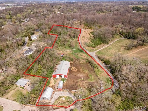 1505 Wagon Trail Lane, Fairview Heights, IL 62208