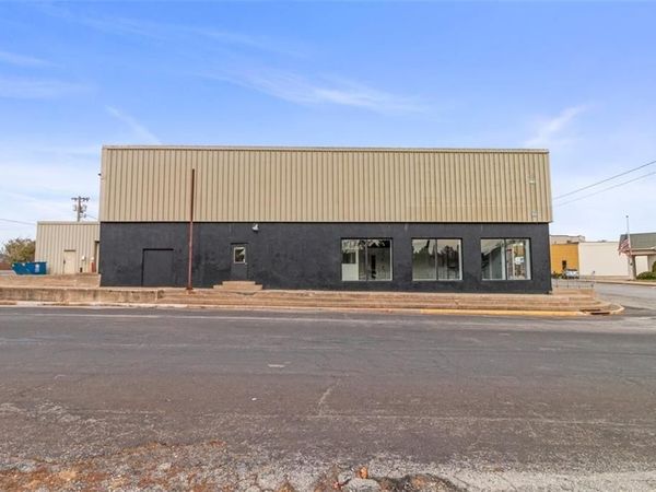225 S 2nd Street, Odessa, MO 64076