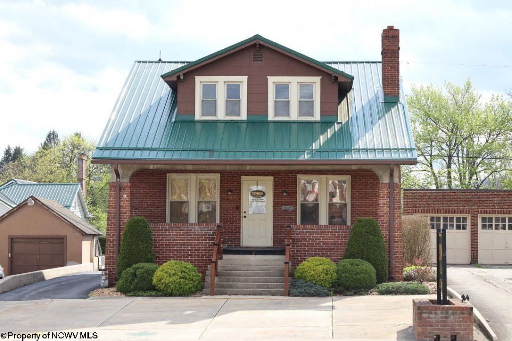 44 S Randolph , Elkins, WV 26241 Main Photo