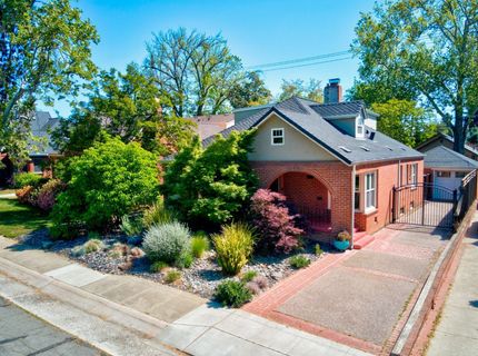 905 47th St, Sacramento, CA 95819 Photo