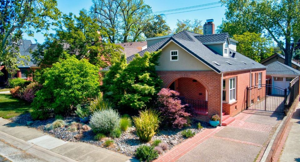 905 47th St, Sacramento, CA 95819 Photo