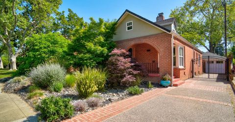 905 47th St, Sacramento, CA 95819 Photo