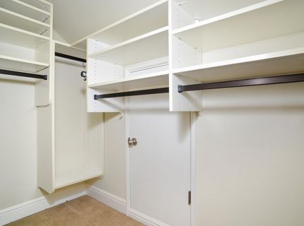 905 47th St, Sacramento, CA 95819 Photo