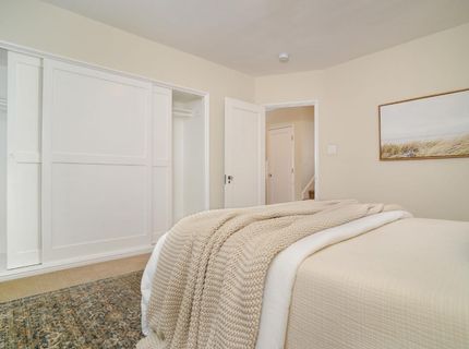 905 47th St, Sacramento, CA 95819 Photo