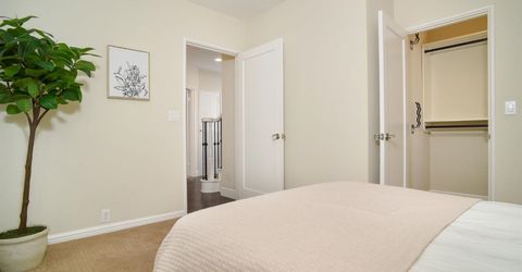 905 47th St, Sacramento, CA 95819 Photo