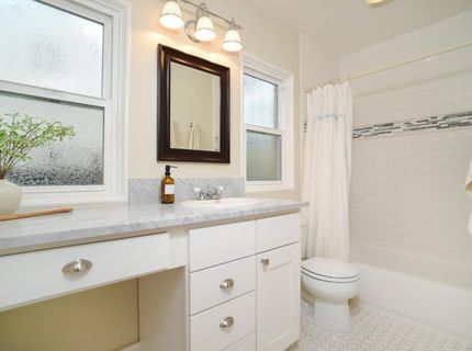 905 47th St, Sacramento, CA 95819 Photo