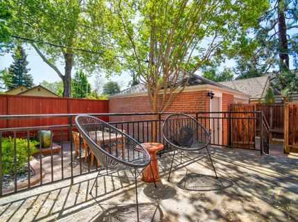 905 47th St, Sacramento, CA 95819 Photo