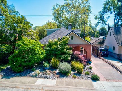 905 47th St, Sacramento, CA 95819 Photo