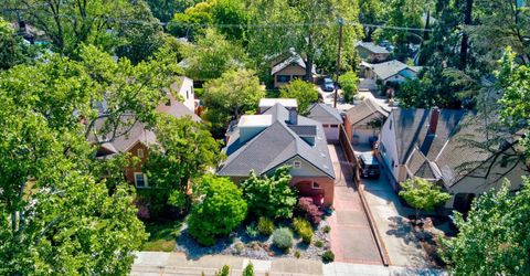 905 47th St, Sacramento, CA 95819 Photo