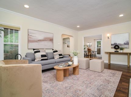 905 47th St, Sacramento, CA 95819 Photo