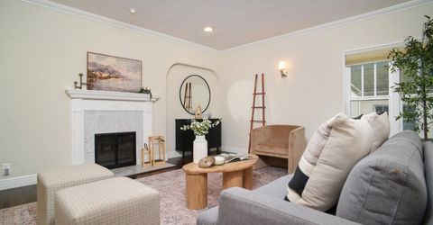 905 47th St, Sacramento, CA 95819 Photo