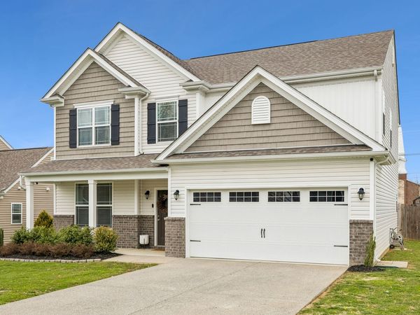 1004 Vanguard Dr, Spring Hill, TN 37174