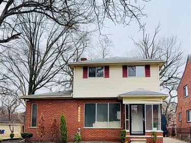 16560 La Salle Avenue, Detroit, MI 48221