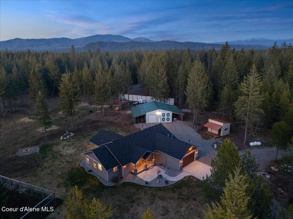 517 Songbird WAY , Spirit Lake, ID 83869