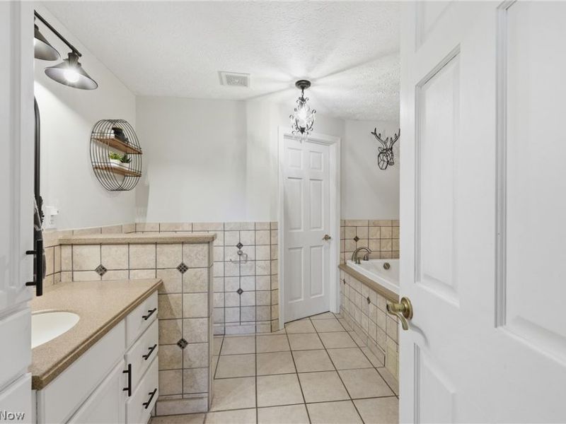 3340 Colonel Jackson Drive , Zanesville, OH 43701 Photo 18