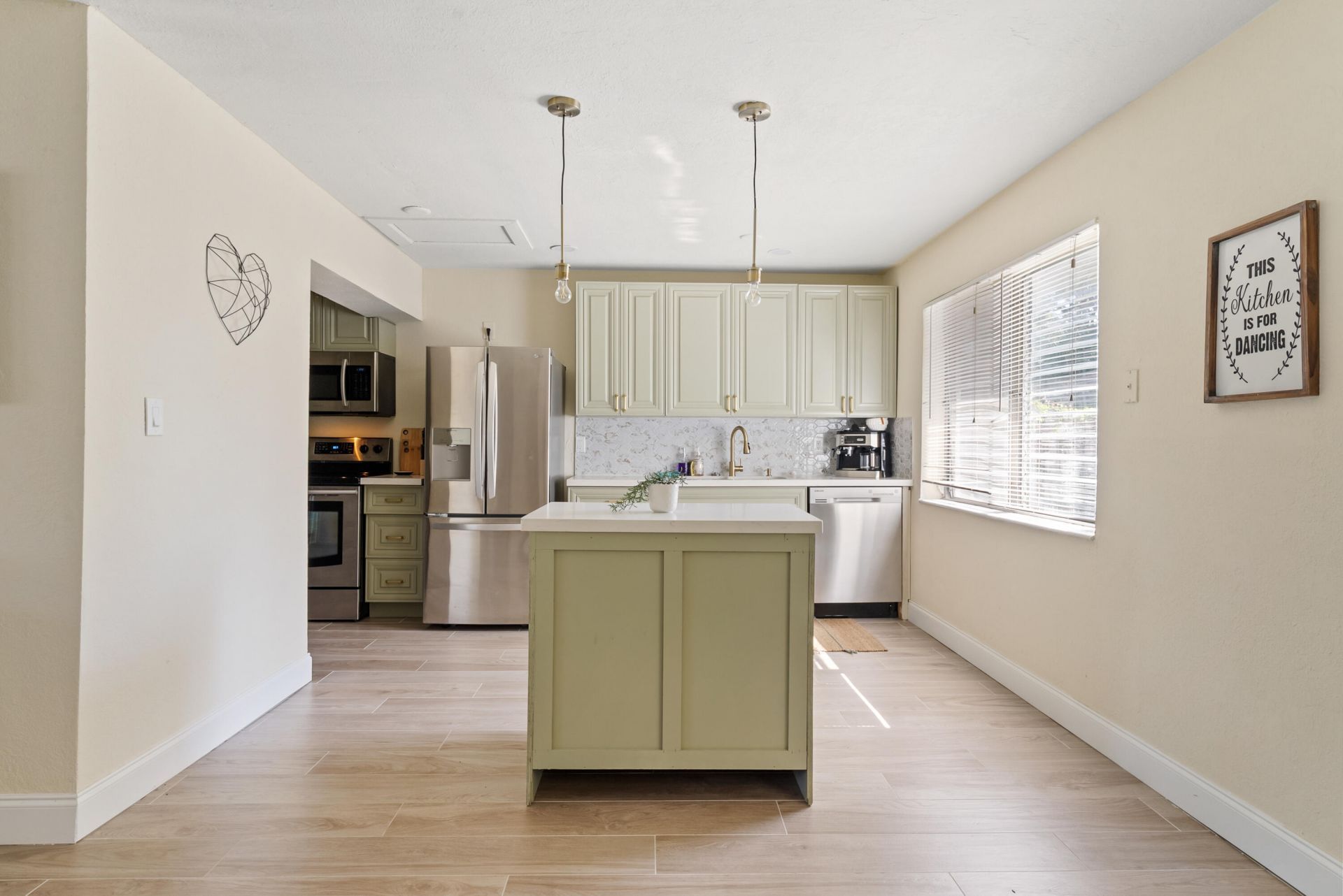 20 NE 17th Avenue, Pompano Beach, FL 33060 Photo