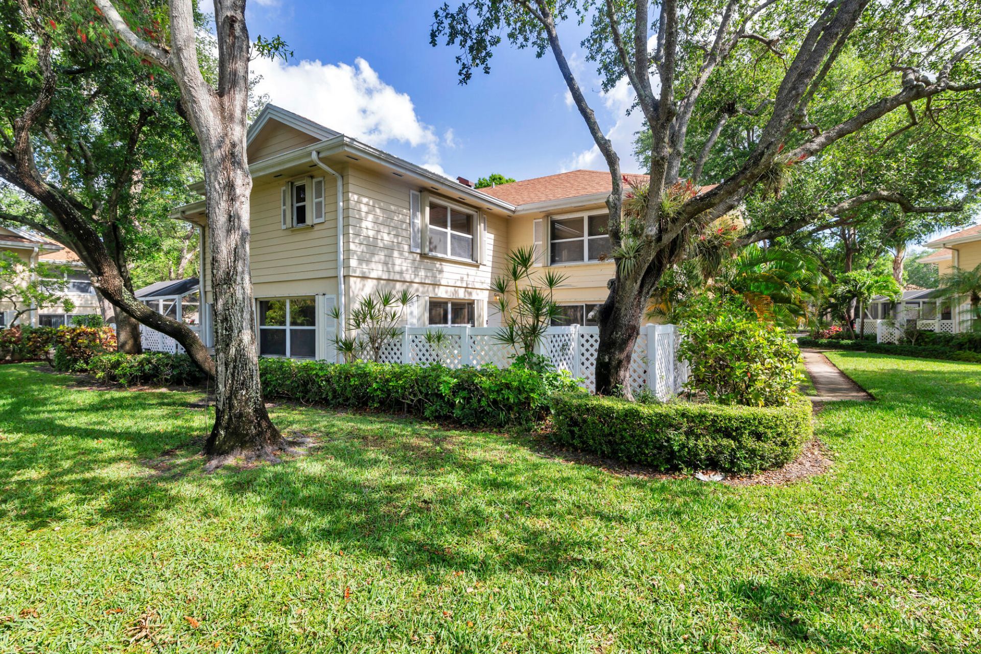 8142 Bridgewater Court, Lake Clarke Shores, FL 33406 Photo