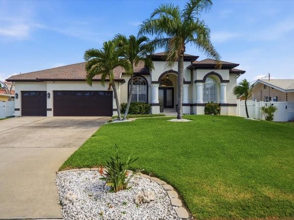 109 16TH STREET , BELLEAIR BEACH, FL 33786