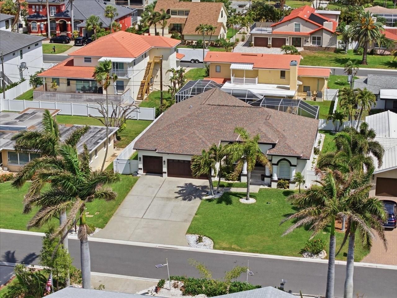 109 16th Street, Belleair Beach, FL 33786 Photo