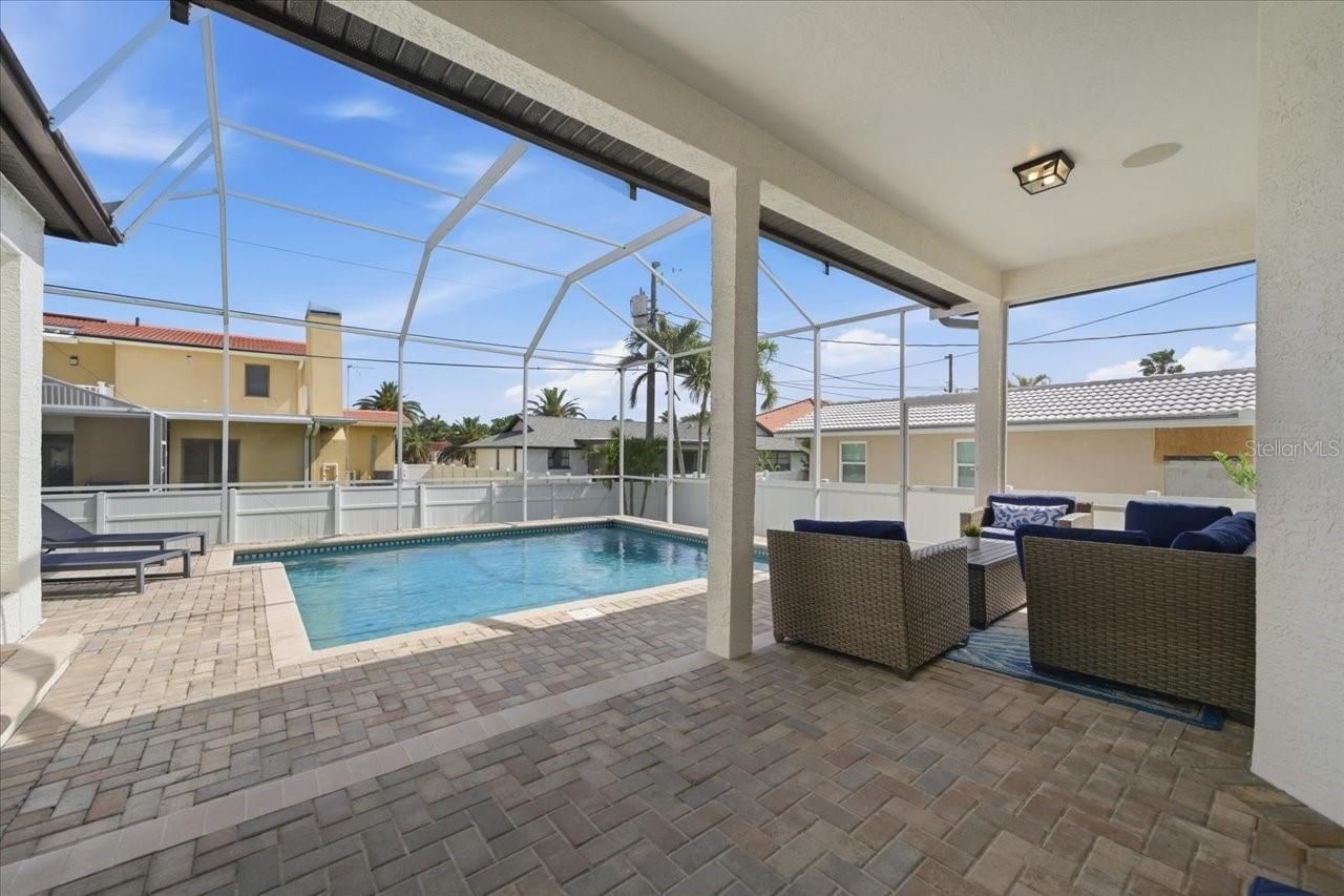 109 16th Street, Belleair Beach, FL 33786 Photo