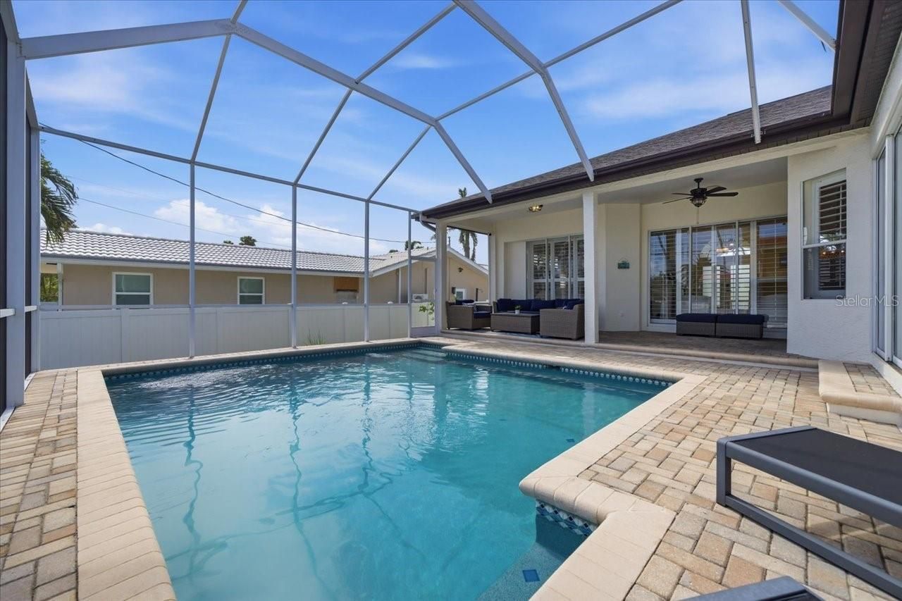 109 16th Street, Belleair Beach, FL 33786 Photo