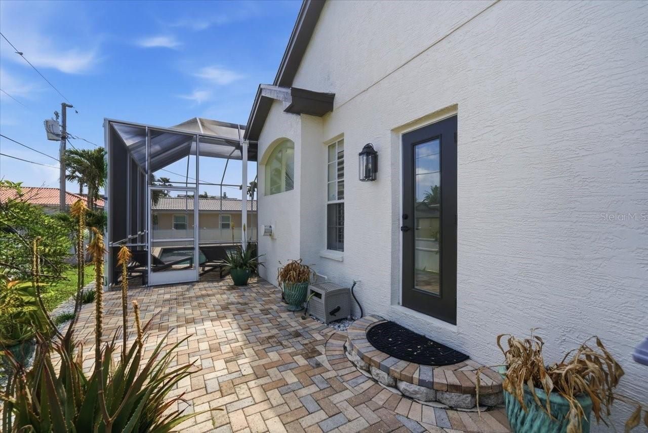 109 16th Street, Belleair Beach, FL 33786 Photo