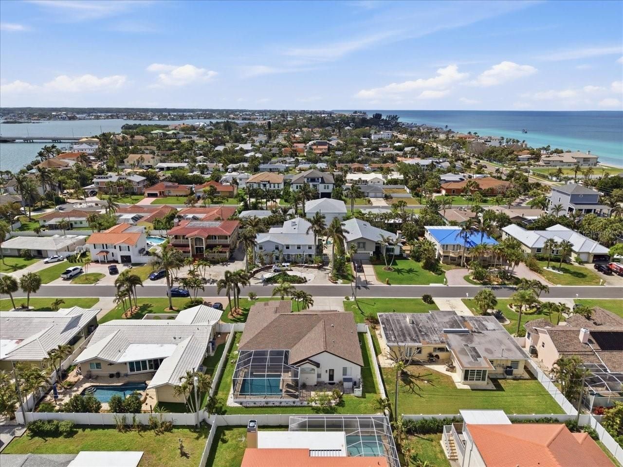 109 16th Street, Belleair Beach, FL 33786 Photo