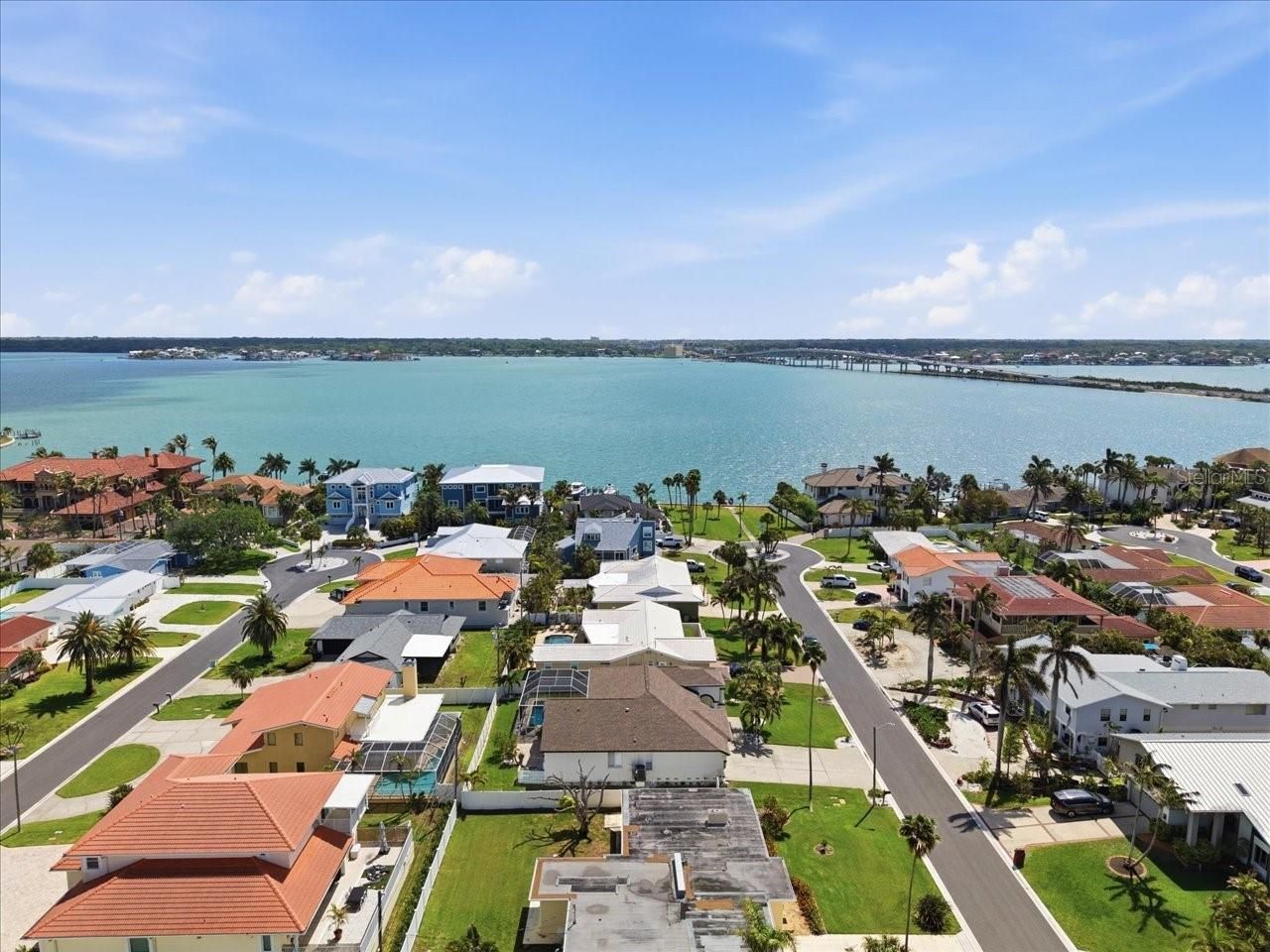 109 16th Street, Belleair Beach, FL 33786 Photo