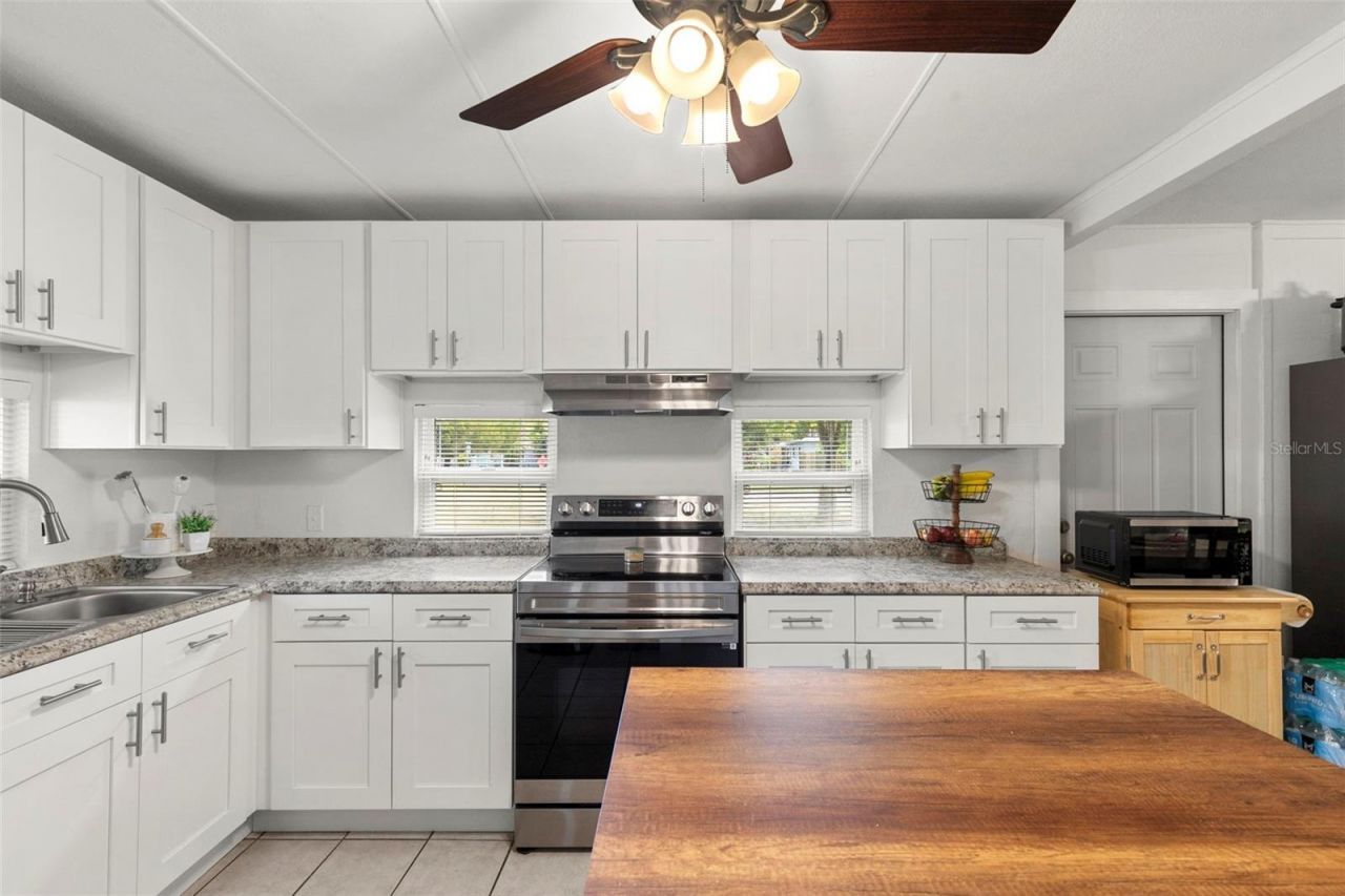 7001 13th Street N, Saint Petersburg, FL 33702 Photo