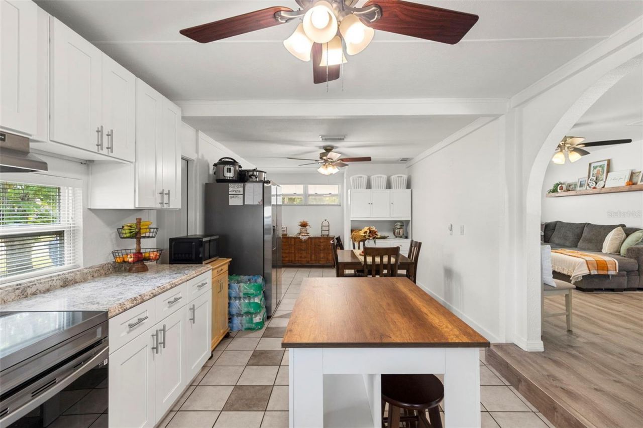 7001 13th Street N, Saint Petersburg, FL 33702 Photo