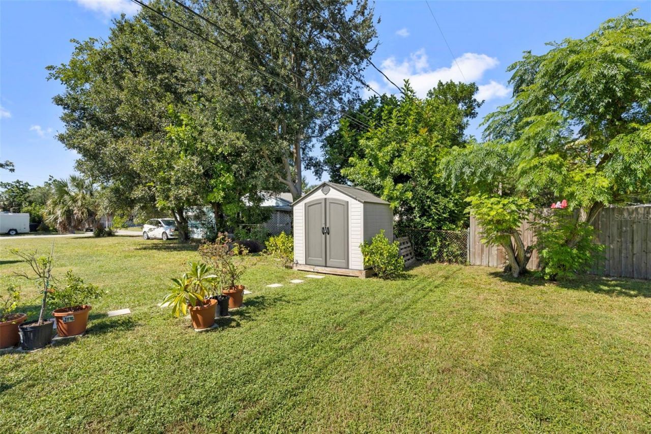 7001 13th Street N, Saint Petersburg, FL 33702 Photo