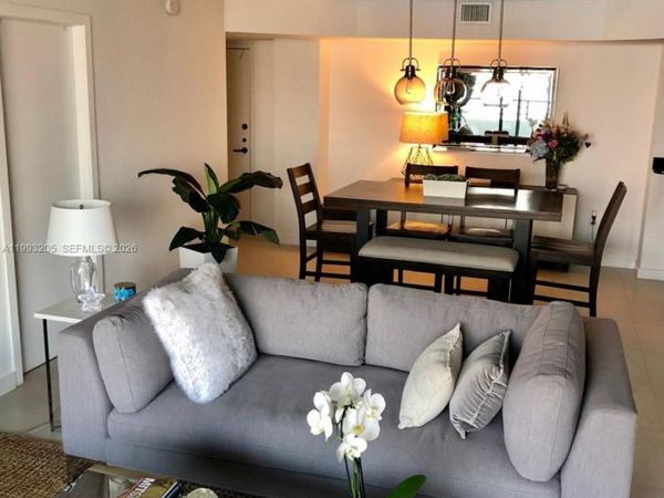 2333 Brickell Ave , Unit PH207, Miami, FL 33129