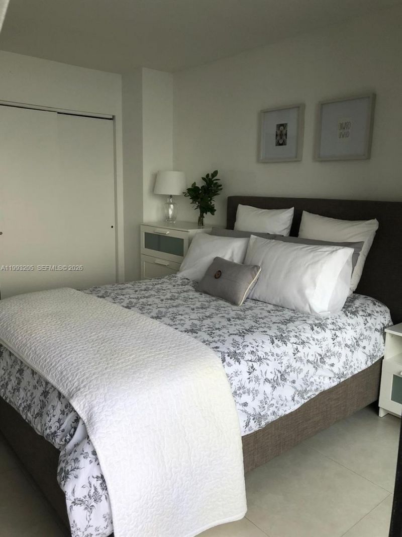 2333 Brickell Ave , Unit PH207, Miami, FL 33129 Photo