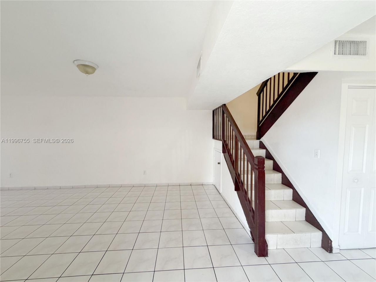 2455 W 67th Pl, Unit 10-14, Hialeah, FL 33016 Photo