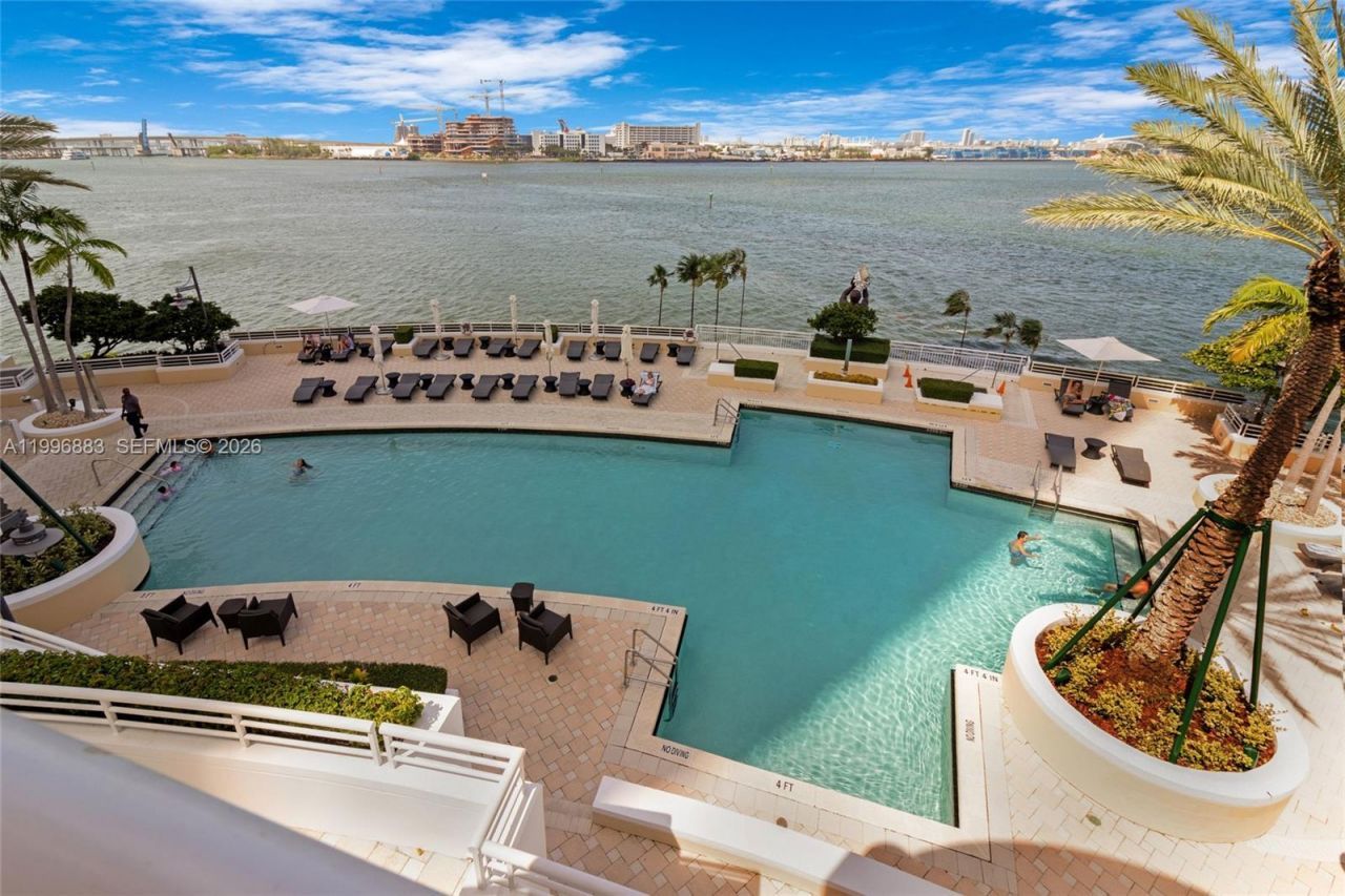 848 Brickell Key Dr, Unit 3905, Miami, FL 33131 Photo