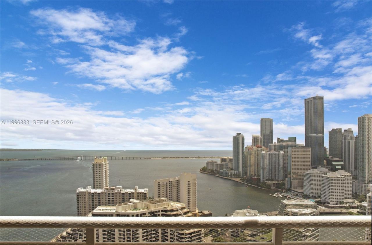 848 Brickell Key Dr, Unit 3905, Miami, FL 33131 Photo