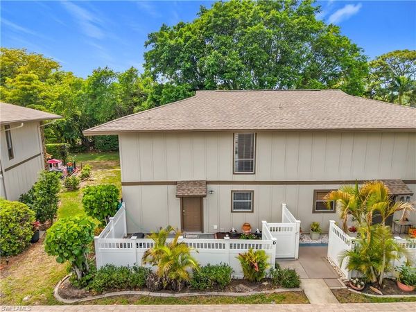 4293 Island CIR, Unit 4, FORT MYERS, FL 33919