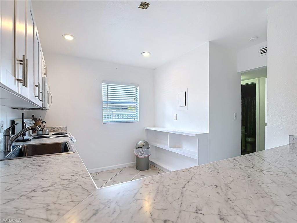 4293 Island Cir, Unit 4, Fort Myers, FL 33919 Photo