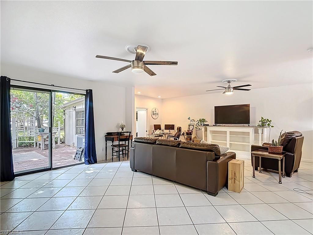 4293 Island Cir, Unit 4, Fort Myers, FL 33919 Photo