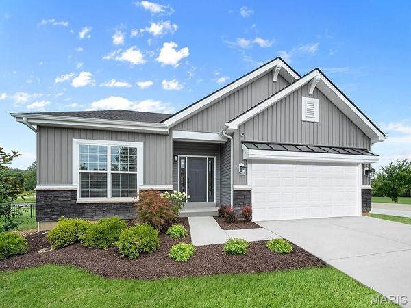 416 Silver Fox Court , Eureka, MO 63025