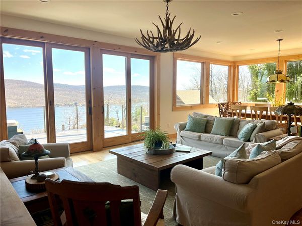 1 Deer Trail S, Greenwood Lake, NY 10925