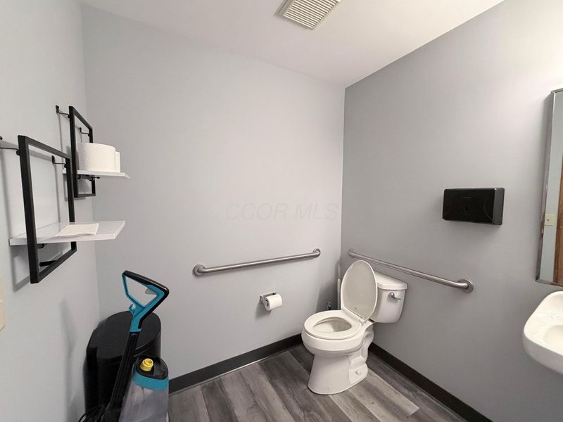5930 Venture Drive, Unit Suite D, Dublin, OH 43017 Photo 33
