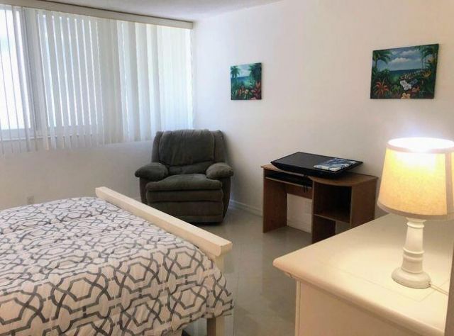 125 S Ocean Avenue, Unit 207, Palm Beach Shores, FL 33404 Photo