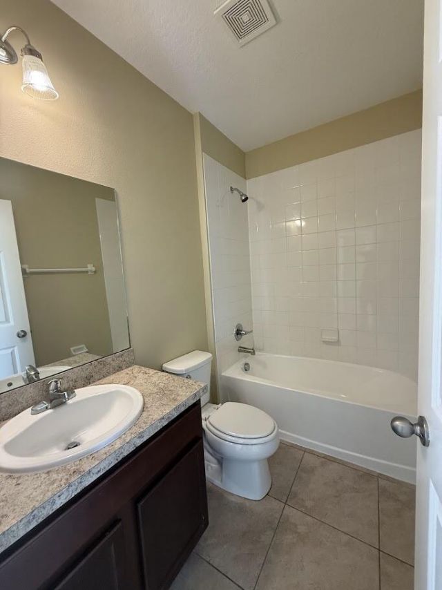 5234 Oakland Lake Circle, Fort Pierce, FL 34951 Photo